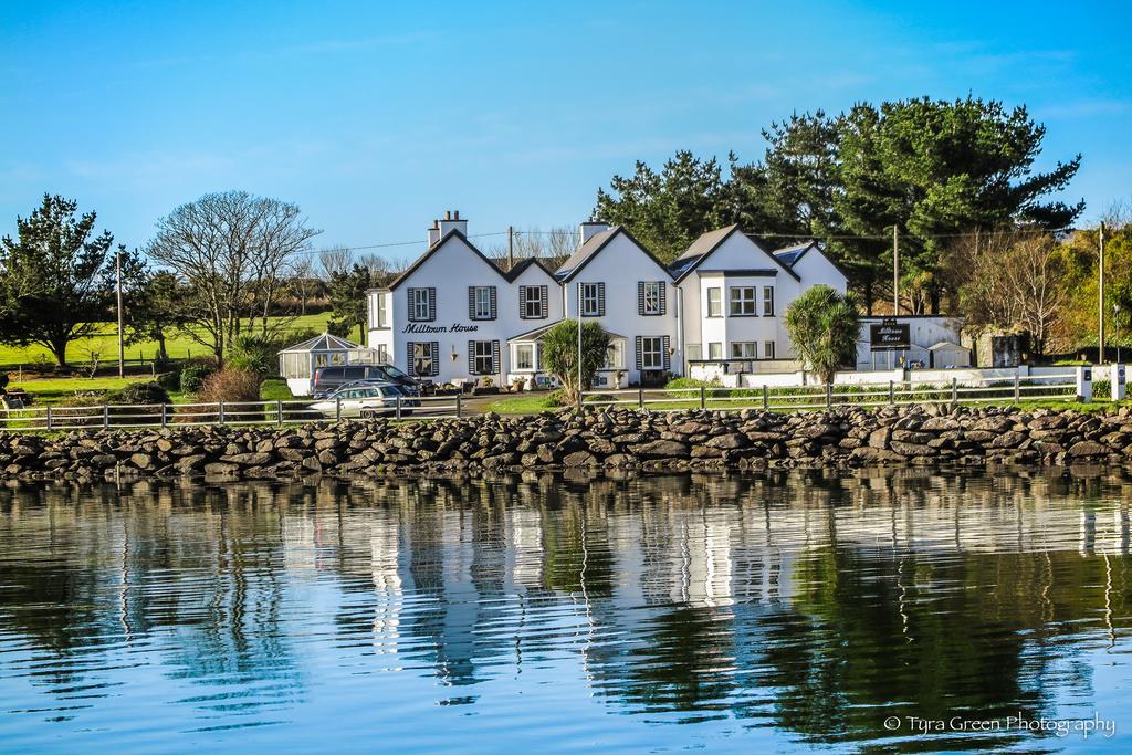 ホテル Milltown House ディングル エクステリア 写真